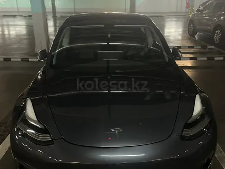 Tesla Model 3 2018 года за 13 990 000 тг. в Алматы – фото 8