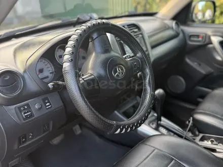 Toyota RAV4 2005 года за 5 500 000 тг. в Усть-Каменогорск – фото 5
