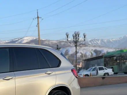 BMW X5 2015 года за 21 000 000 тг. в Алматы – фото 20