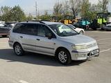 Mitsubishi Space Wagon 1999 года за 4 500 000 тг. в Алматы
