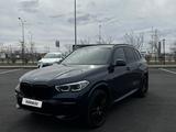 BMW X5 2021 года за 49 000 000 тг. в Астана – фото 2