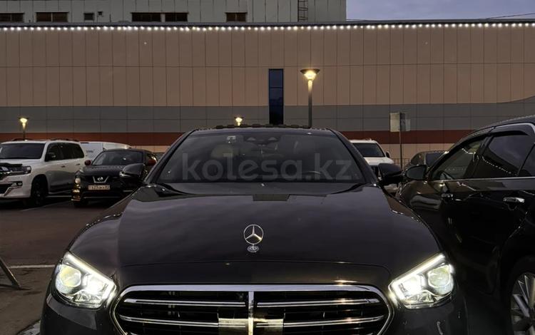 Mercedes-Benz E 200 — миниатюра 2