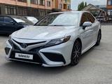 Toyota Camry 2021 года за 12 500 000 тг. в Алматы