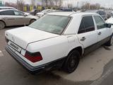 Mercedes-Benz E 200 1992 года за 750 000 тг. в Костанай – фото 5