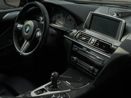 BMW M6 2012 года за 23 900 000 тг. в Алматы – фото 20