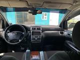 Toyota Avensis Verso 2005 года за 7 000 000 тг. в Атырау – фото 3