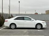 Toyota Camry 2011 годаүшін7 500 000 тг. в Жанаозен – фото 2