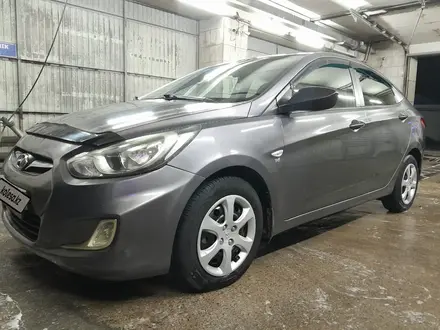 Hyundai Solaris 2014 года за 4 800 000 тг. в Семей – фото 2