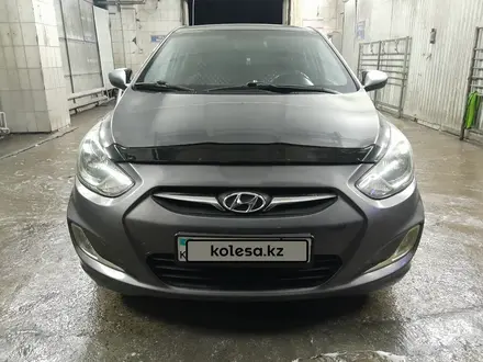 Hyundai Solaris 2014 года за 4 800 000 тг. в Семей