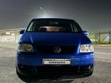 Volkswagen Touran 2003 годаүшін3 500 000 тг. в Шымкент – фото 4