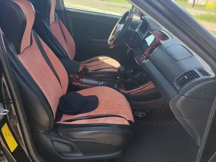 Toyota Camry 2003 года за 5 000 000 тг. в Актобе – фото 8
