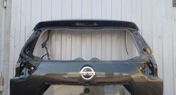Крышка багажника nissan xtrail t32 за 6 428 тг. в Астана
