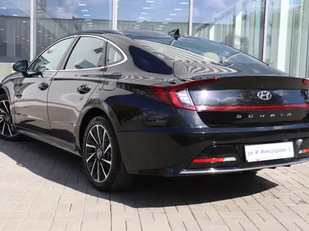 Hyundai Sonata 2022 года за 13 900 000 тг. в Астана – фото 3