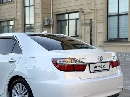 Toyota Camry 2015 года за 11 000 000 тг. в Жанаозен – фото 6