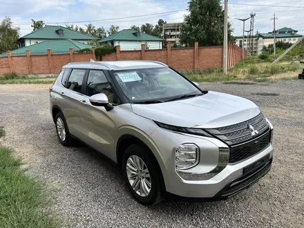 Mitsubishi Outlander 2023 годаүшін16 500 000 тг. в Павлодар – фото 3