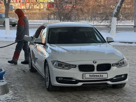 BMW 320 2013 года за 8 200 000 тг. в Астана – фото 2