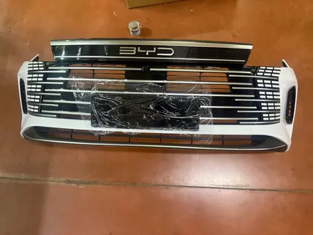 Бампер передний за 190 000 тг. в Алматы