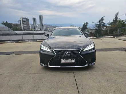 Lexus LS 350 2021 года за 32 000 000 тг. в Алматы