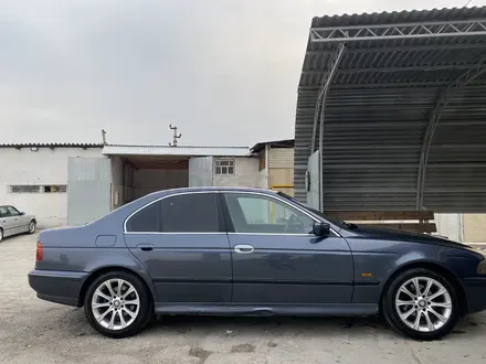 BMW 528 1998 года за 3 650 000 тг. в Алматы – фото 2