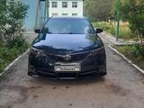 Toyota Camry 2014 года за 9 500 000 тг. в Шымкент – фото 2