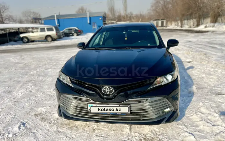 Toyota Camry 2019 года за 13 200 000 тг. в Алматы