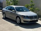 Volkswagen Passat 2014 года за 4 600 000 тг. в Атырау