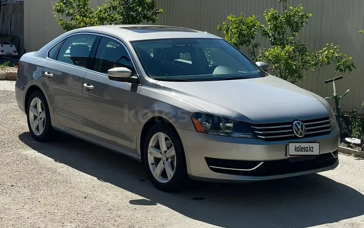 Volkswagen Passat 2014 года за 4 600 000 тг. в Атырау