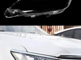 Стекло фары Toyota Camry 55 (2014-2018) за 17 000 тг. в Караганда