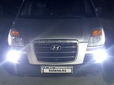 Hyundai Starex 2006 года за 3 300 000 тг. в Астана – фото 4