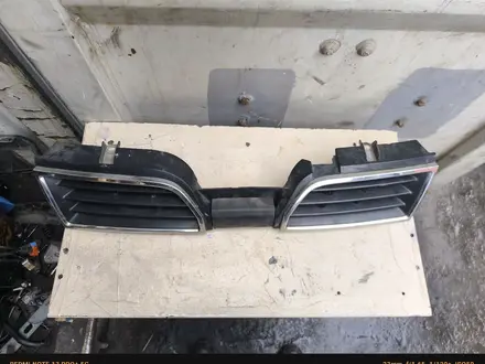 Решетка mitsubishi carisma за 25 000 тг. в Алматы – фото 2
