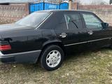 Mercedes-Benz E 230 1992 года за 1 300 000 тг. в Тараз – фото 5