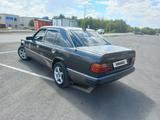 Mercedes-Benz E 230 1992 года за 1 300 000 тг. в Караганда – фото 4
