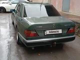 Mercedes-Benz E 220 1993 годаfor1 500 000 тг. в Алматы – фото 4