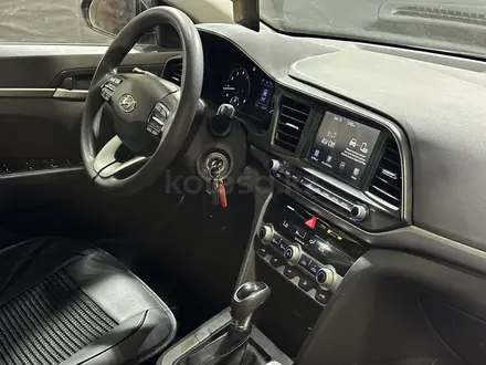 Hyundai Elantra 2019 года за 6 000 000 тг. в Актобе – фото 7