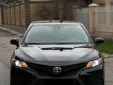 Toyota Camry 2019 года за 5 700 000 тг. в Караганда