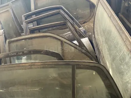 Двери за 10 000 тг. в Актобе