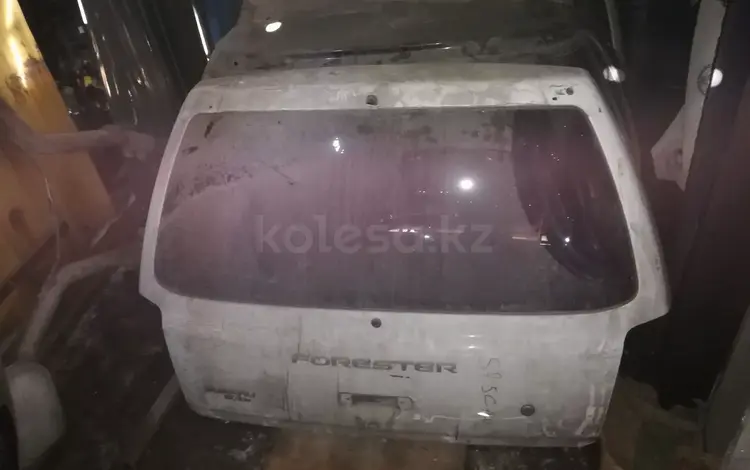 Крышка багажника за 15 000 тг. в Алматы