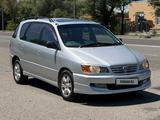 Toyota Ipsum 1997 года за 2 500 000 тг. в Талдыкорган