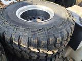 Грязевые Шины с дисками за 500 000 тг. в Алматы