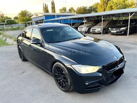 BMW 335 2014 года за 14 000 000 тг. в Алматы – фото 3