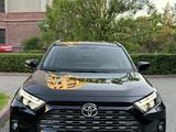 Toyota RAV4 2023 года за 19 900 000 тг. в Алматы – фото 2