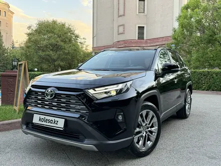 Toyota RAV4 2023 годаүшін19 900 000 тг. в Алматы