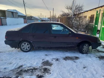 Volkswagen Passat 1993 года за 1 000 000 тг. в Тараз – фото 3