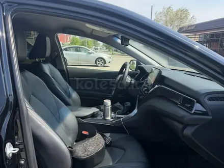 Toyota Camry 2023 года за 15 000 000 тг. в Костанай – фото 11
