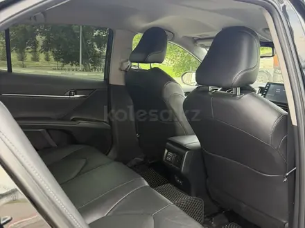 Toyota Camry 2023 года за 15 000 000 тг. в Костанай – фото 9