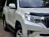 Toyota Land Cruiser Prado 2018 годаүшін20 300 000 тг. в Алматы – фото 2