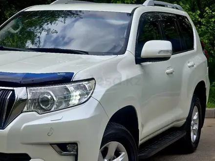 Toyota Land Cruiser Prado 2018 года за 20 300 000 тг. в Алматы – фото 4