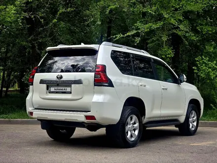 Toyota Land Cruiser Prado 2018 года за 20 300 000 тг. в Алматы – фото 7