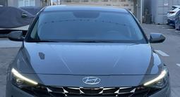 Hyundai Elantra 2021 года за 9 740 000 тг. в Шымкент – фото 2