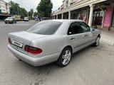 Mercedes-Benz E 280 1996 годаүшін3 200 000 тг. в Тараз – фото 4